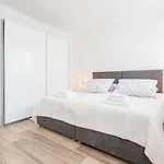 Lejlighed Luce Royal - One Bedroom With Balcony And Sea View *