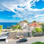 Luce Royal - One Bedroom With Balcony And Sea View Dubrovnik