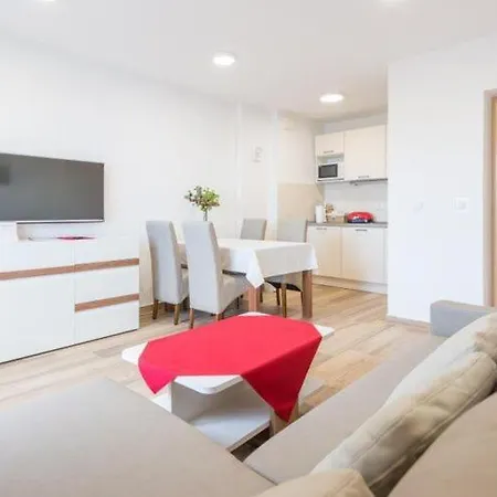 Luce Royal - One Bedroom With Balcony And Sea View Apartament Dubrownik