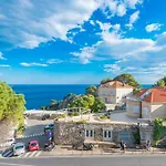 Daire Luce Royal - One Bedroom With Balcony And Sea View Dubrovnik